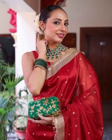 TISSUE SILK BOOTI WITH LACE WORK SAREE